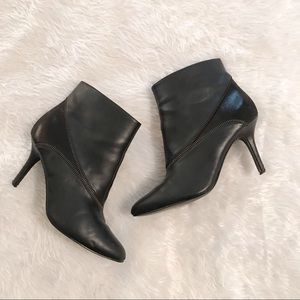 Kelly and Katie Black heeled ankle boots size 8.5 YTK Trendy